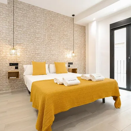 C25 Cosy 2 Bdr With דירה