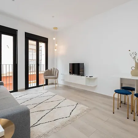 Apartment C25 Cosy 2 Bdr With Malaga